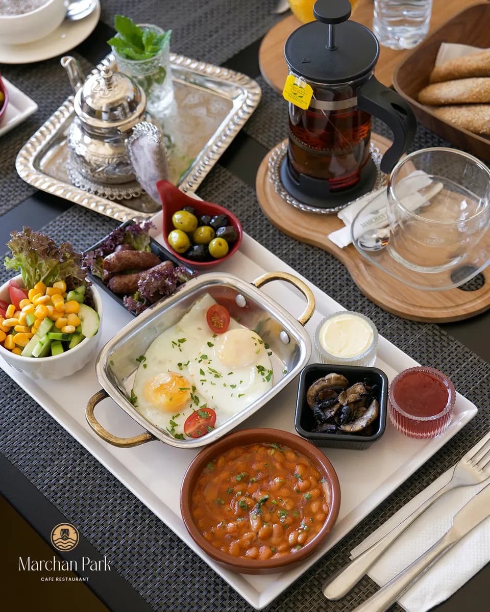 Petit Déjeuner Anglais — Marchan Park, Tanger