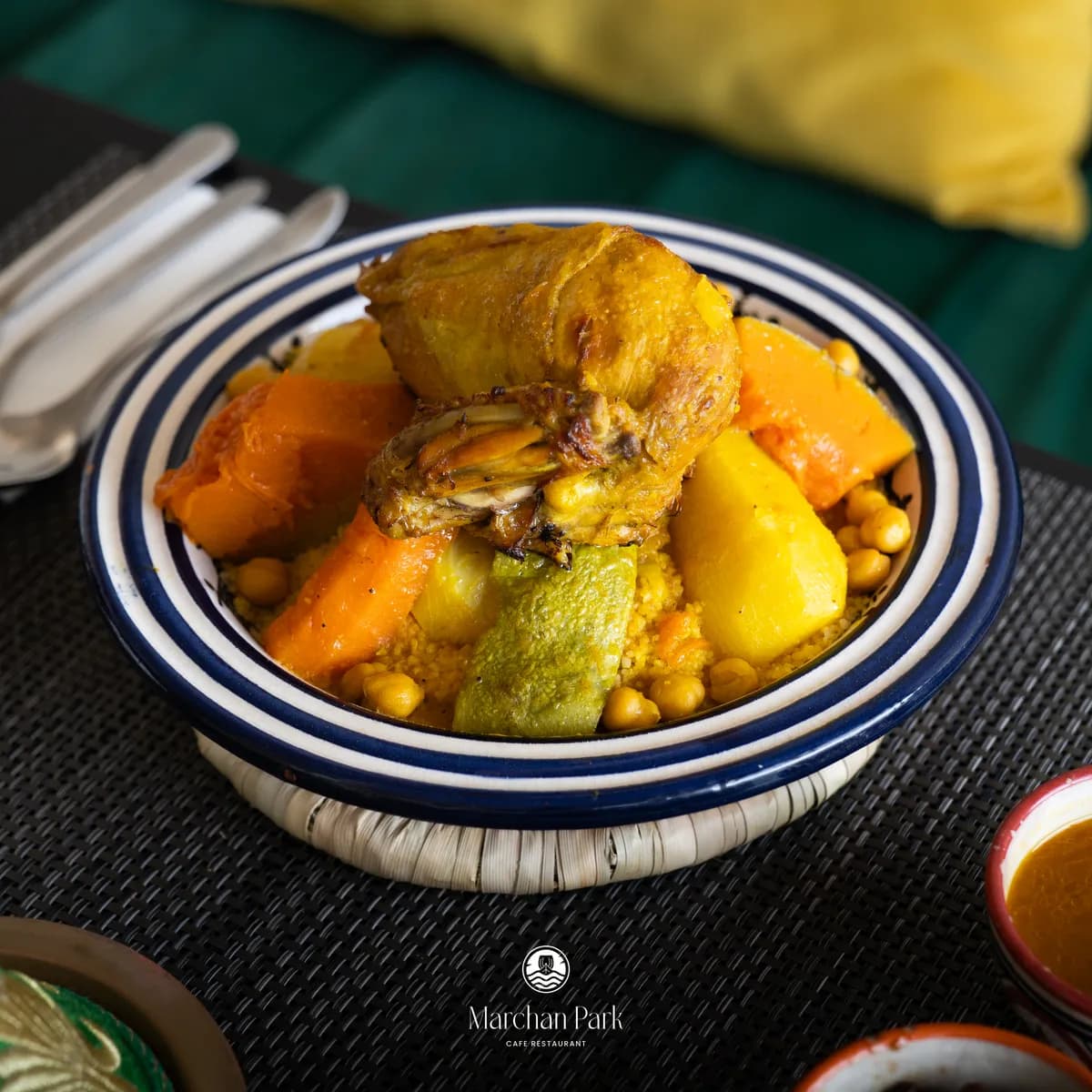 Couscous Poulet — Marchan Park, Tanger