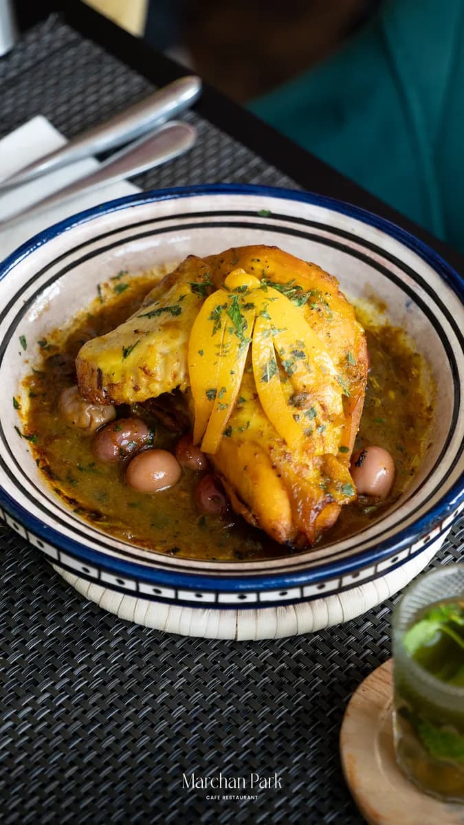 Tajine de Poulet — Marchan Park, Tanger